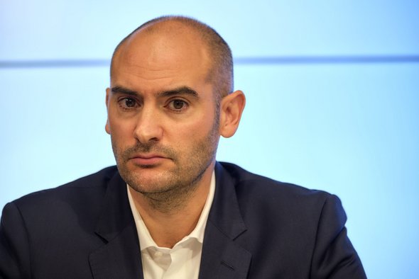 Finanzminister Danyal Bayaz (Grüne) fordert Abschiebungen von Schwersttätern erst nach verbüßter Strafe. Finanzminister Danyal Bayaz (Grüne) fordert Abschiebungen von Schwersttätern erst nach verbüßter Strafe.
