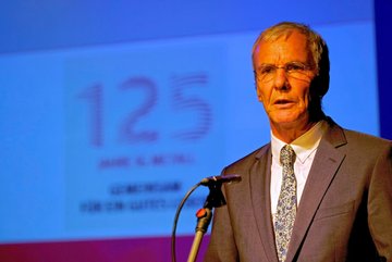 Mag lieber Essiggurken: Esslingens Oberbürgermeister Jürgen Zieger. Foto: Joachim E. Röttgers