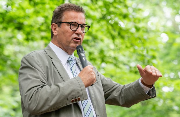 Landwirtschaftsminister Peter Hauk will den Nationalpark partout nicht erweitern. Foto: Jens Volle