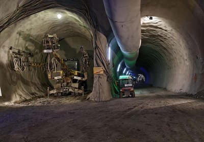 S-21-Tunnel: Mehr als in die Röhre gucken geht noch nicht. Foto: Joachim E. Röttgers