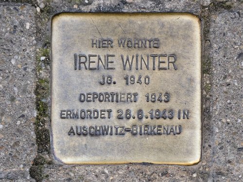 Ein Stolperstein für Widmers Großtante. Foto: Joachim E. Röttgers