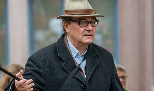 Später spricht Impfgegner Hans Tolzin.