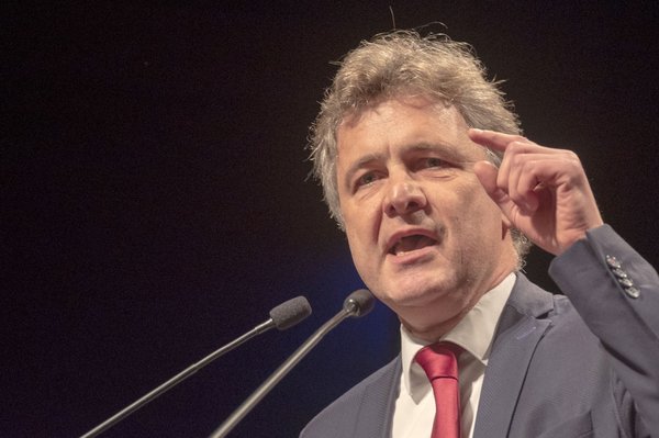 Karlsruhes Oberbürgermeister Frank Mentrup (SPD) will den öffentlichen Raum für alle lebenswerter gestalten. 