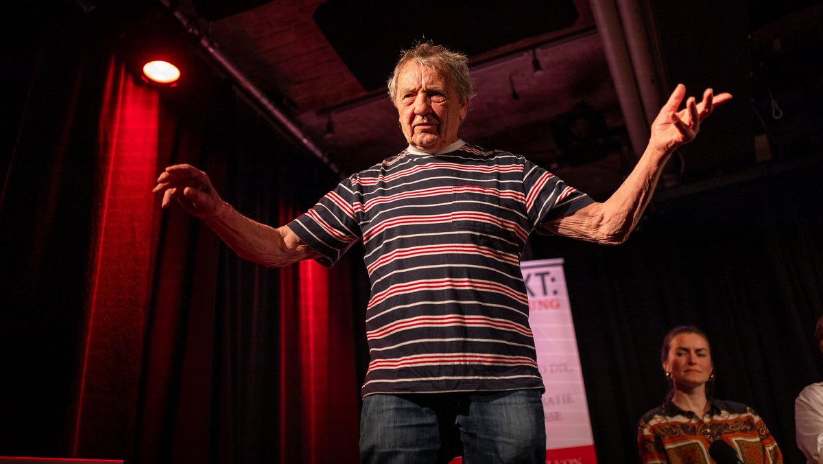 Peter Grohmann bei seinem Schlusswort.