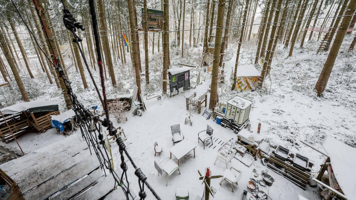 Dort ist alles zugeschneit ...