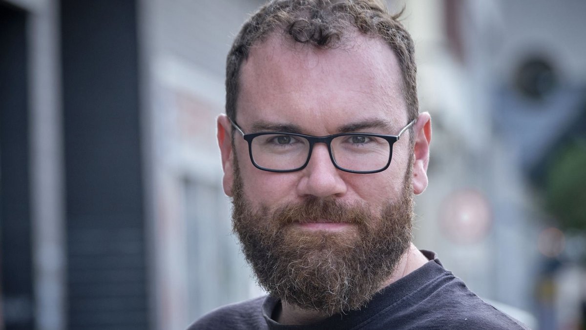 "Kein Tag ohne Anfragen, ob wir helfen können." Seán McGinley macht Europas Abschottungsregime verantwortlich. Foto: Joachim E. Röttgers "Kein Tag ohne Anfragen, ob wir helfen können." Seán McGinley macht Europas Abschottungsregime verantwortlich. Foto: Joachim E. Röttgers