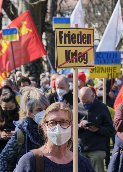 Frieden statt Krieg.  Frieden statt Krieg.