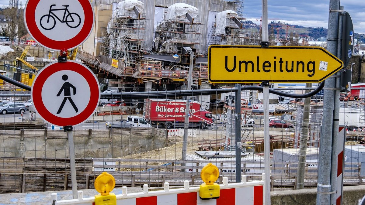 In Stuttgart kommt der Fuß- und Radverkehr kaum voran – nicht nur wegen Großbaustellen wie Rosensteintunnel oder S 21. Fotos: Joachim E. Röttgers