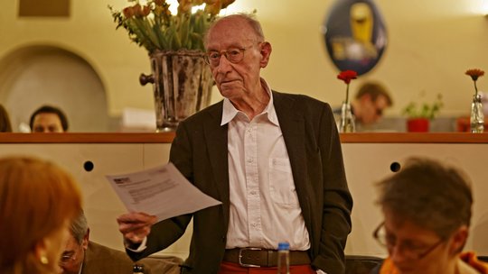 Das Café Stella war das Wohnzimmer der Redaktion und Reuter ein gern gesehener Gast. Auch als Berater, 2014.