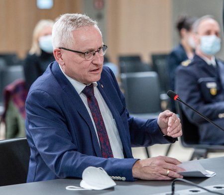 Er trägt die Verantwortung für die Unterschrift: Staatssekretär Thomas Blenke (CDU). Foto: Jens Volle