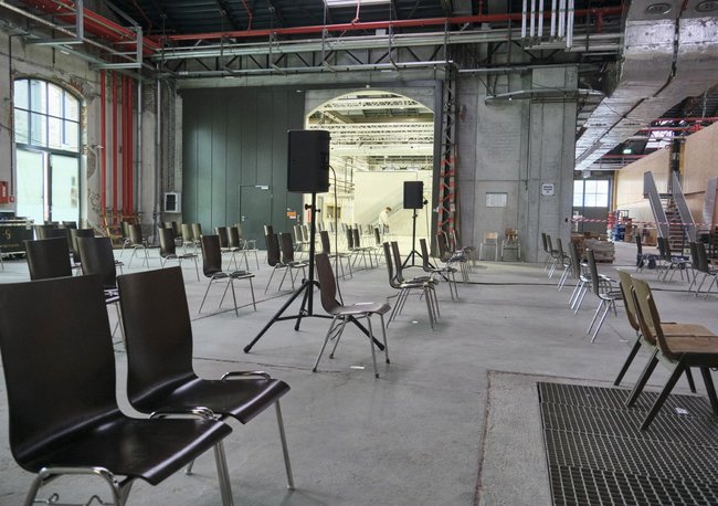 Die große Halle der Wagenhalle. 