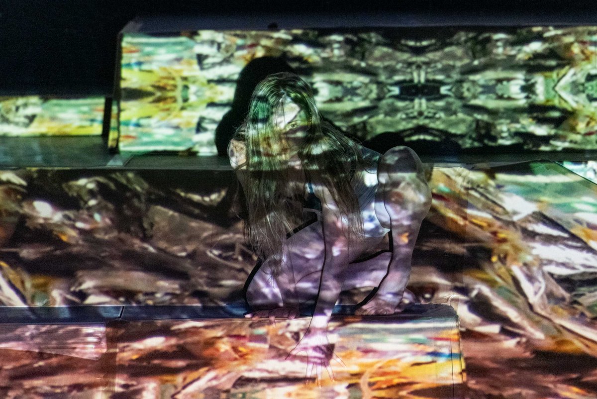 Tänzerin Khrystyna-Maria Slobodianiuk.  Tänzerin Khrystyna-Maria Slobodianiuk.