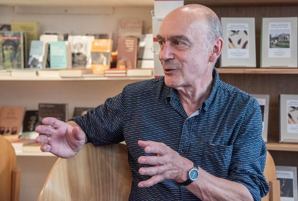 Hans Schiler beschreibt die Umwege, die ihn zum Verlegertum gebracht haben.