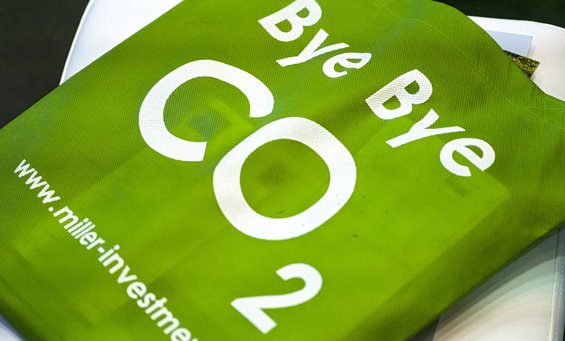 Auch auf dem Finanzmarkt hört man die Signale. Foto: Joachim E. Röttgers