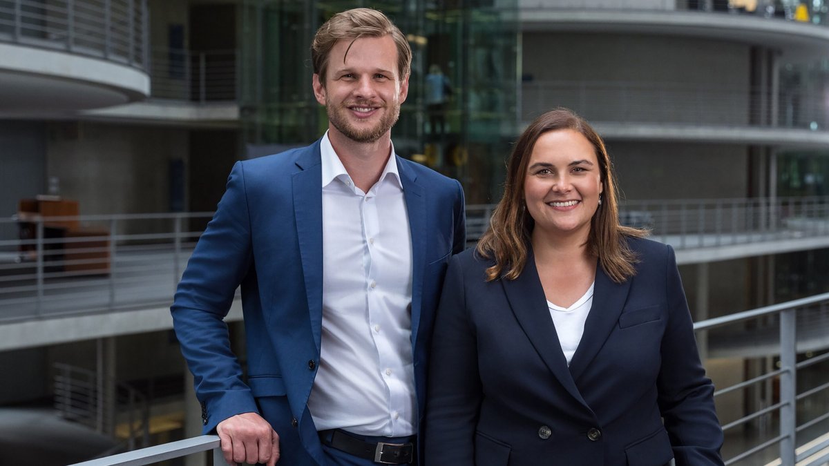 Robin Mesarosch (links) und Isabel Cademartori (rechts). Foto: Fionn Grosse