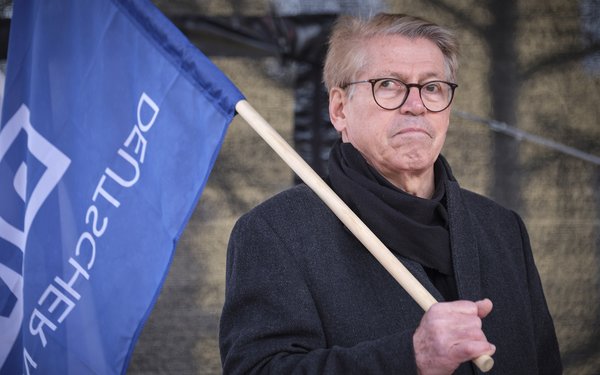 Die Mieter:innen sind nicht zum Auszug gezwungen, meint Rolf Gaßmann vom Mieterbund. Foto: Joachim E. Röttgers