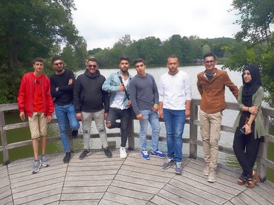 Sprachschüler der Gottlieb Daimler Schule 1 in Sindelfingen: Mohammad, Oder, Abdulkadir, Mahran, Ahmed, Mohamad, Raed, Inaam (v.l.).