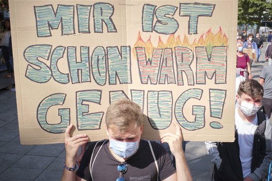 Die Arbeit der AktivistInnen ist schweißtreibend – und reicht dennoch nicht. Foto: Joachim E. Röttgers