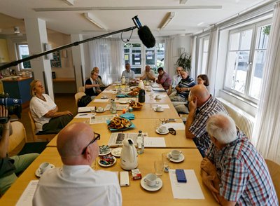 Im Juli 2014 lud die Opferhilfe Betroffene und Korntaler Bürger zum ersten Treffen ein.