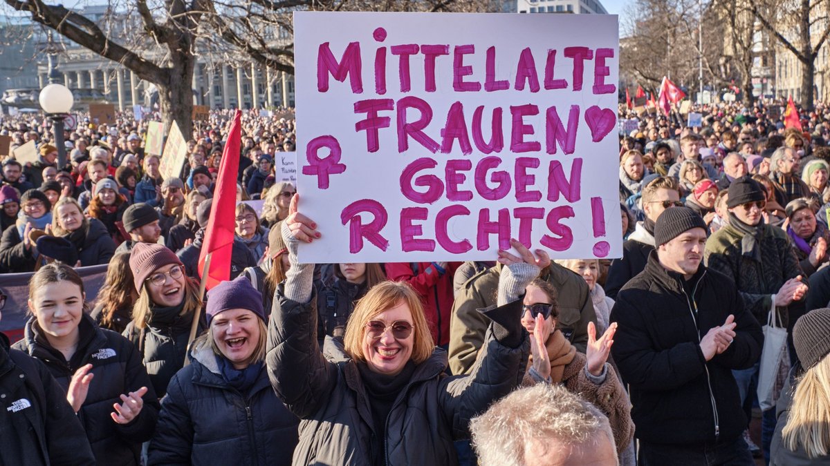 So gut wie alle Bevölkerungsgruppen sind vertreten. Foto: Joachim E. Röttgers