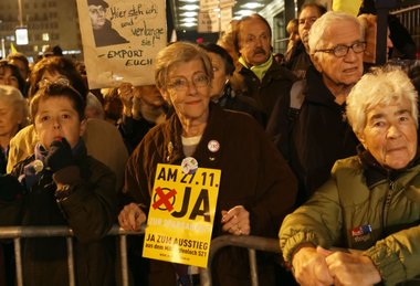Fanden die Volksabstimmung überhaupt nicht dufte: S-21-GegnerInnen.