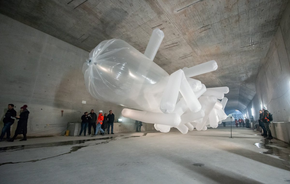 Gigantomanisches hat seinen Platz gefunden. Mehr davon mit Klick aufs Bild. Gigantomanisches hat seinen Platz gefunden. Mehr davon mit Klick aufs Bild.