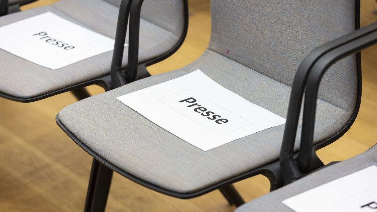 Der Platz bleibt leer: Parteien im Wahlkampf führen Sicherheitsbedenken an. Foto: Joachim E. Röttgers