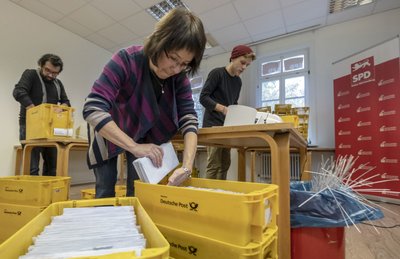 Der Südwest-SPD gelingt es sogar, eine Stimmauszählung zu chaotisieren. 