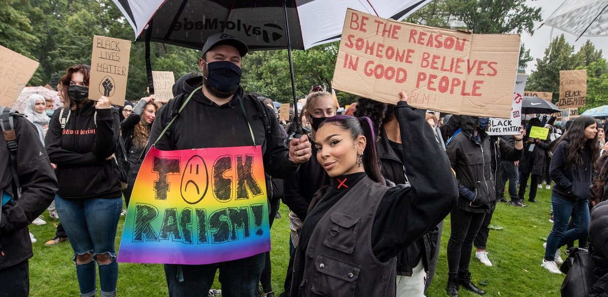 Klare Statements auf der Stuttgarter Black-Lives-Matter-Demo im Juni. Foto: Jens Volle