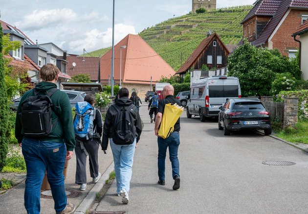 Rechts oben die Y-Burg in Stetten.  Rechts oben die Y-Burg in Stetten.
