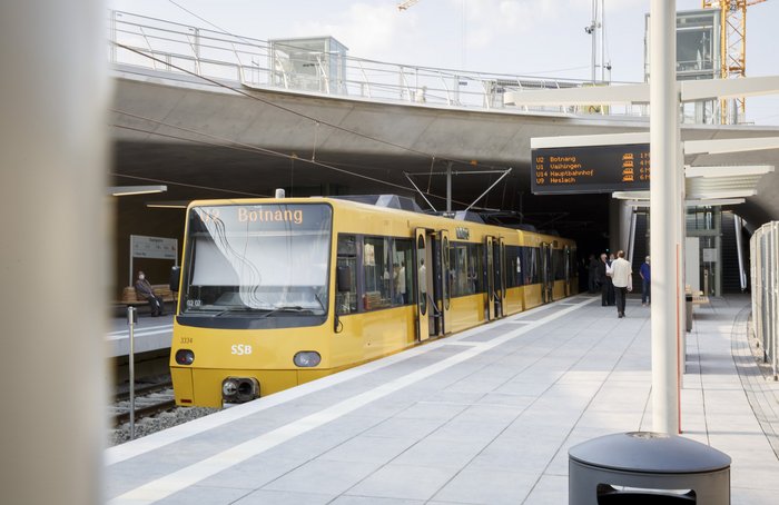 Die Stadtbahnhaltestelle Staatsgalerie am Tag ihrer Inbetriebnahme 2020. Foto: Julian Rettig Die Stadtbahnhaltestelle Staatsgalerie am Tag ihrer Inbetriebnahme 2020. Foto: Julian Rettig