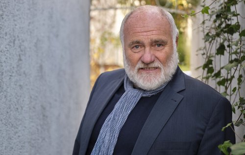 Das "jämmerliche Bild der Justiz" müsse durch ein höchstrichterliches Urteil korrigiert werden, meint Rezzo Schlauch.