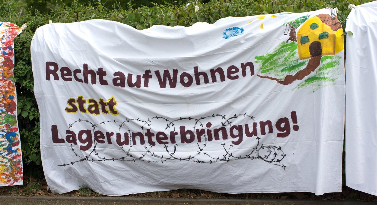 Klare Ansage bei der Eröffnung der Erstaufnahmestelle in Freiburg. Fotos: Fabian Kienert