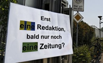 Im Gleichschritt auseinander