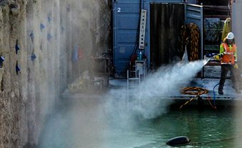 Der Wasserstand in der Baugrube