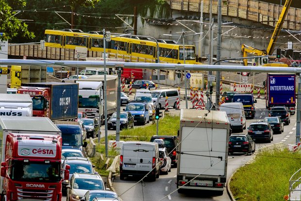 Stuttgart – eine Autohauptstadt, wie sie im Buche steht.