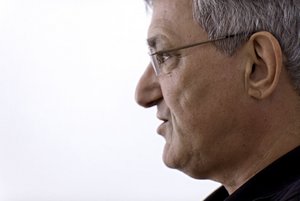 "Überall wo es Konflikte gibt, herrscht kein Mangel an Waffen. Und wir tragen dazu bei."