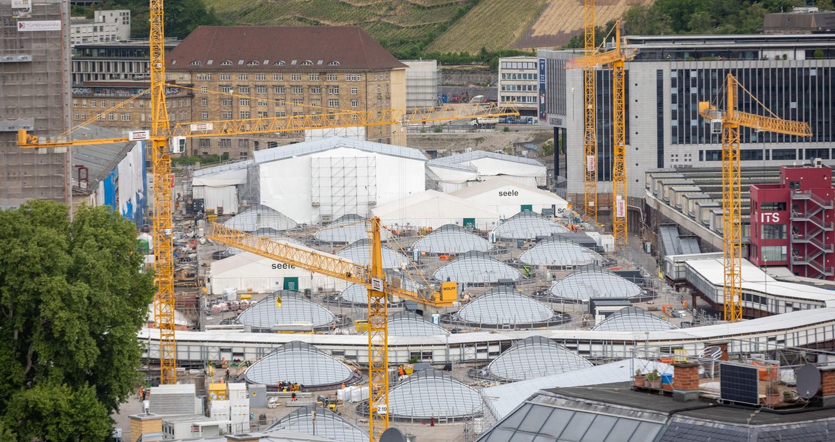 Die S21-Baustelle sorgt für Umwege und Unmut. Foto: Julian Rettig Die S21-Baustelle sorgt für Umwege und Unmut. Foto: Julian Rettig