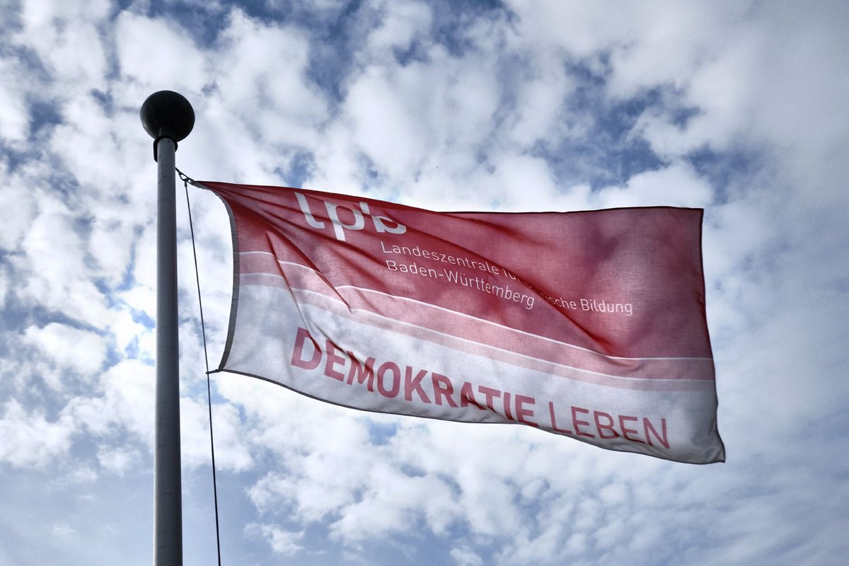 Die Landeszentrale für politische Bildung ist der AfD ein Dorn im Auge. Fotos: Joachim E. Röttgers