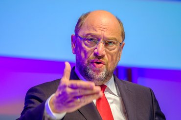 Außer dem kaum konkret ausgefüllten Begriff der sozialen Gerechtigkeit hatte diee SPD laut Kurz im Wahlkampf nichts anzubieten.