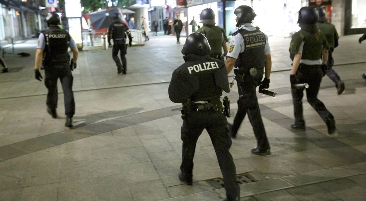 Während der Randale: Polizeieinsatz in der Stuttgarter Innenstadt am Samstag vor zwei Wochen. Foto: Julian Rettig