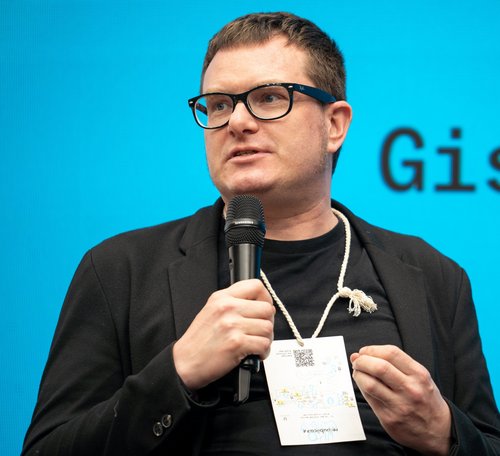 Jurist Ulf Buermeyer hält zumindest ein Verbot der Ost-Landesverbände der AfD für sicher. Foto: Anne Barth, Wikimedia, CC BY-SA 2.0