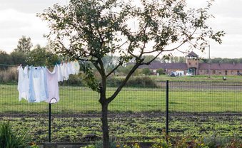 Leben neben der Mordstätte