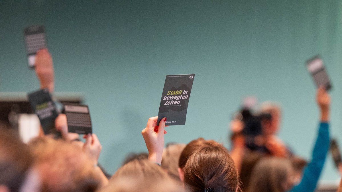 Das Abstimmungsergebnis der grünen Basis zur Palantir-Software war ganz eindeutig und ist Cem Özdemir ganz egal (Symbolbild). Foto: Jens Volle
