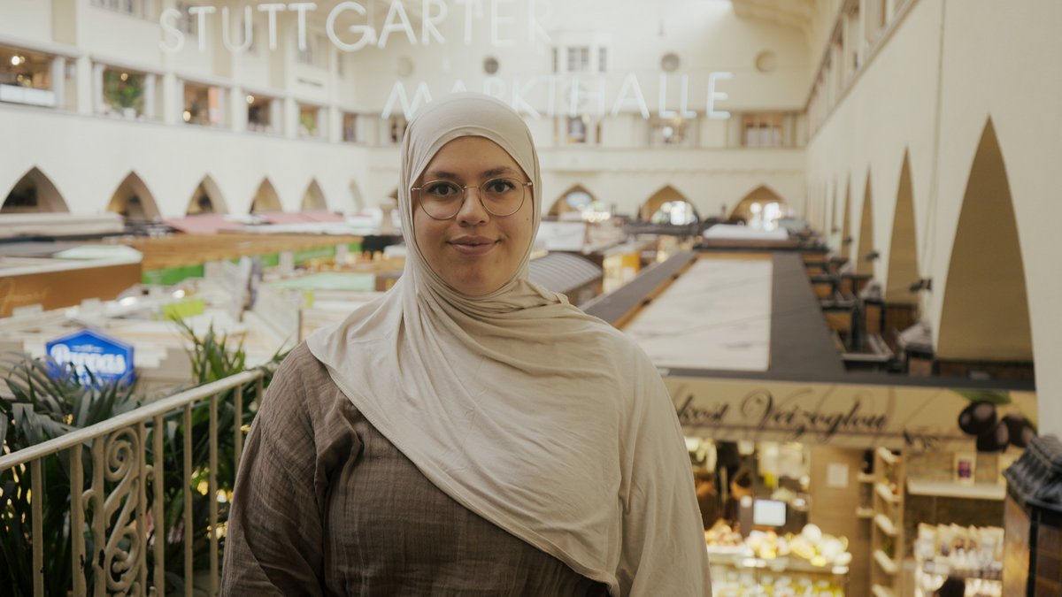 Münevver Çakıcı: "Es passiert so viel, aber vieles davon still. Muslim:innen tun Gutes, aber reden selten darüber."