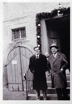 Bassler mit Willy Brandt am 20. April 1964 im Landtagswahlkampf. Foto: privat