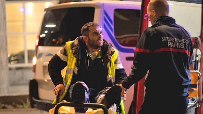 Yann (Pio Marmaï) trägt eine gelbe Weste – gehört er zu den Le-Pen-Wählern?