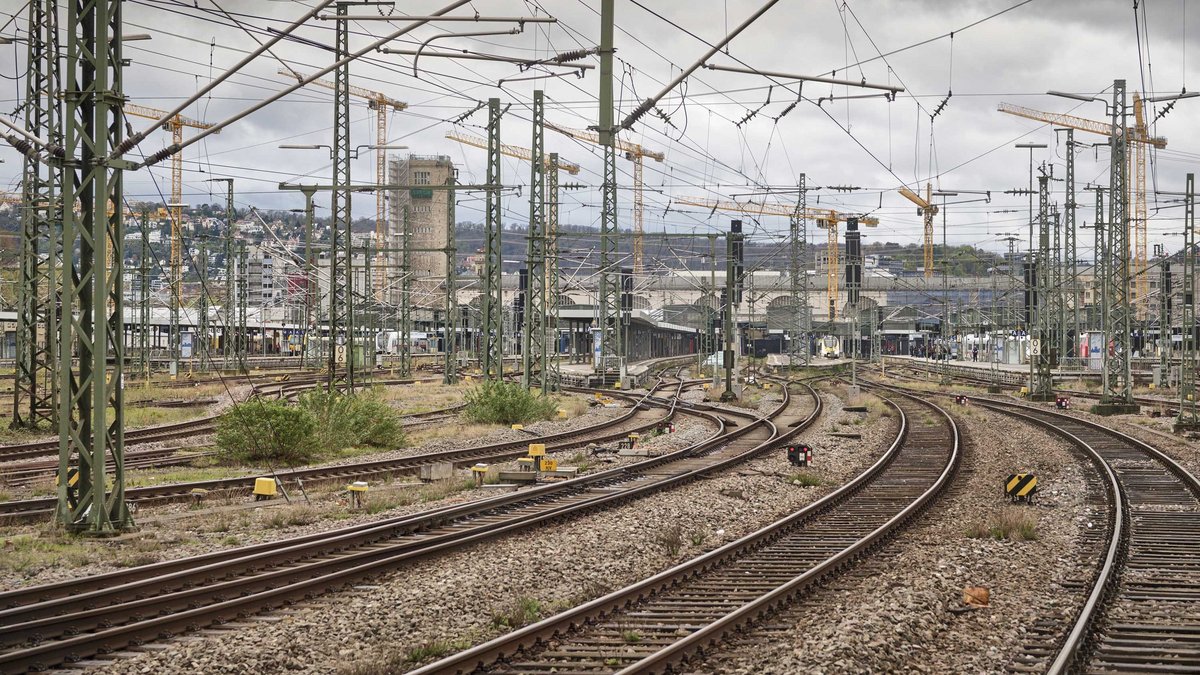 Bis hier einmal Wohnungen entstehen, dauert's noch. Foto: Joachim E. Röttgers