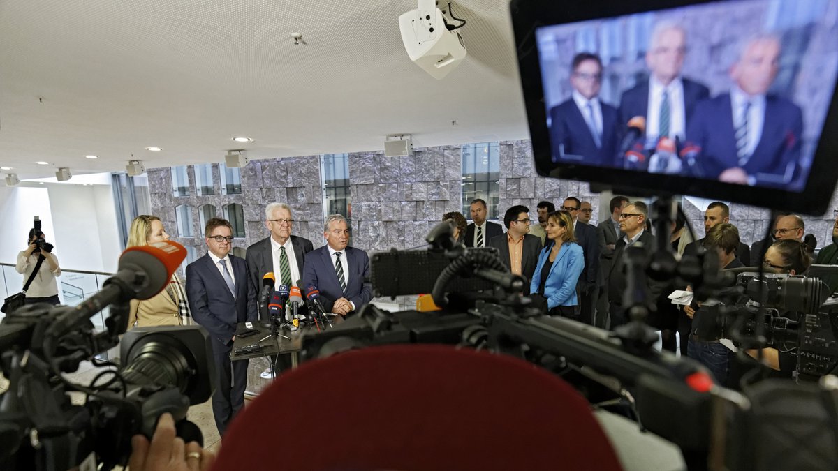 Damals stellten sich der Presse: Thekla Walker, Guido Wolf, Winfried Kretschmann und Thomas Strobl (v.l.). Foto: Joachim E. Röttgers