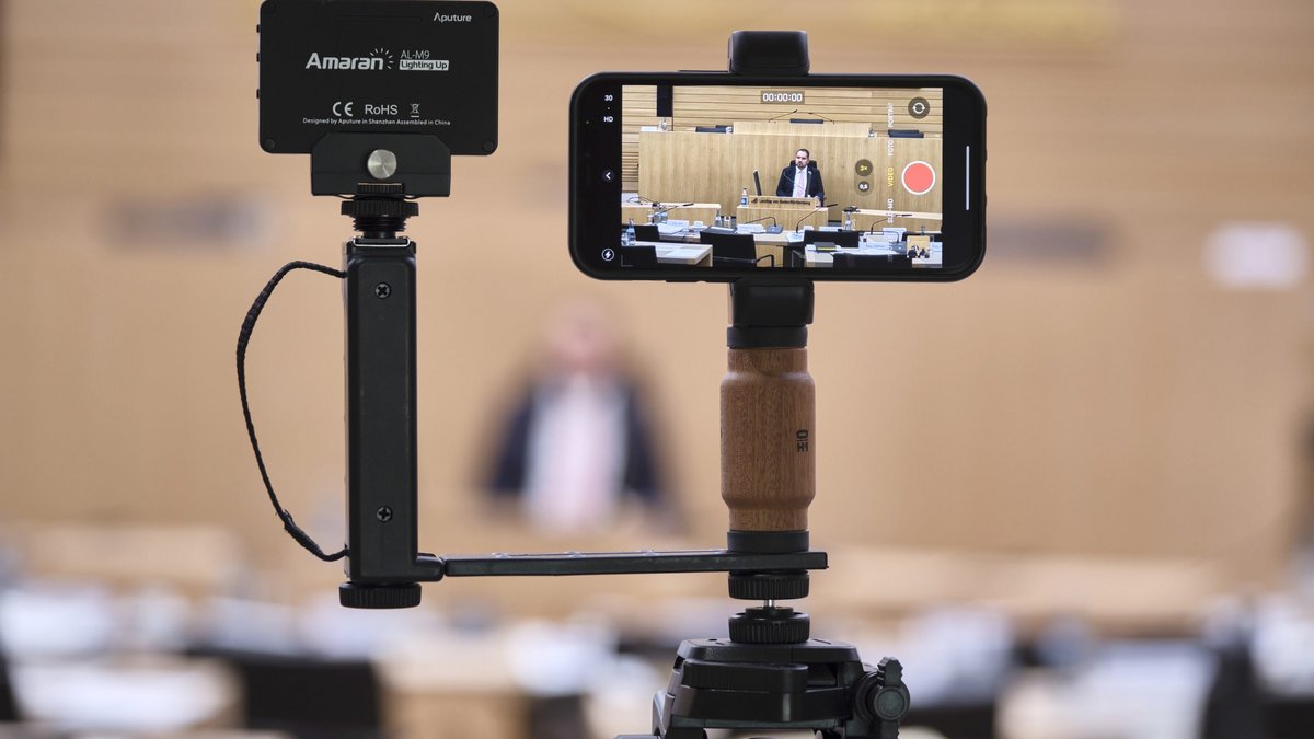 Die Zeugen, die am 26.2.2024 vor den Ausschuss traten, wollten nicht fotografiert werden. Dieses Bild stammt vom 10.7.2023. Foto: Joachim E. Röttgers